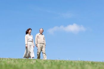 年収400万円で「老後資金2,000万円」ためるには？