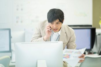 クレジットカード返済延滞で職場に電話が