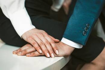 不快！不信！非常識！！恋人の母親とまさかの社内旅行？