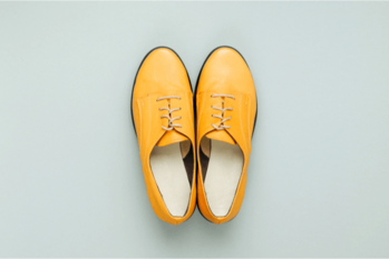 上司が自分の靴を売りつける！？全然買いたくないから悩んでいたら..