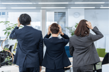 「そんなことして意味あるの？」誰一人として近寄らないコミュ力の低い困った上司の話