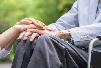 少子高齢化なのに「介護倒産」が急増