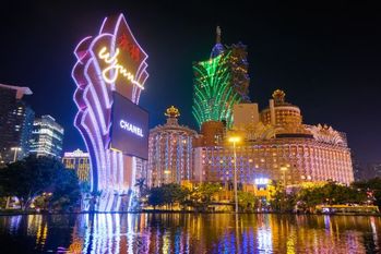 マカオ、全カジノ営業停止…中国コロナ再拡大の理由