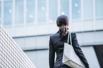 危うく逮捕も？転職のNG行為4選