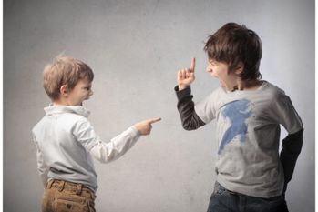 身内だからこそイラっ！兄弟に言われて「イラっ」としたエピソード6選