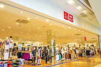 服に悩む男性必見！ユニクロでコスパ最強の服は何か！？