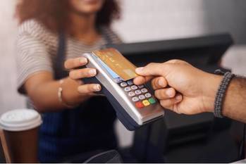 海外旅行に適したクレジットカードは?
