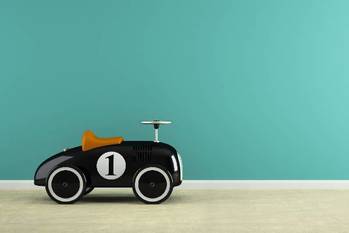 YouTuberのりょう（東海オンエア）の愛車は？2000万超えの超高級車？