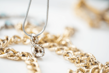 高額ジュエリー紛失もまさかの隠蔽！！！！30万円の損失も意外な結末に