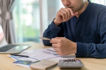 身に覚えのない請求が来たら？クレジットカードが不正利用された時の正しい対処法！ 