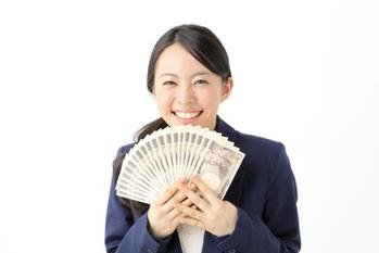 元銀行員が見抜く「年収が低くても貯蓄が多い人の特徴」
