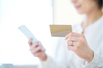 専業主婦がクレジットカードを作るには？経済的な安定以外に重要な要因を私なりに分析してみた