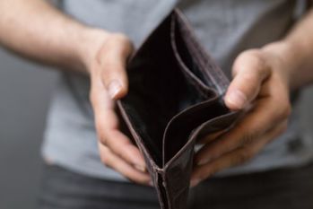 「東京は年収1000万円でも貧乏説」は本当なのか