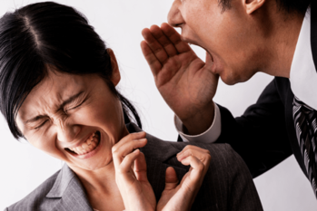 「はぁー、なんでわからないの？」新人に当たる上司についに我慢の限界となり....