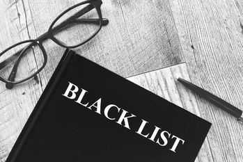 公共料金滞納は信用情報に影響なし？要注意！滞納でブラックリスト入りするものとそうでないもの