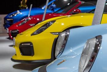 ポルシェの中古車「衝撃の安さ」、危険な理由