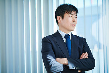 人間関係の悩みで転職したが年収は200万円ダウン…転職の理想と現実は異なることを痛感