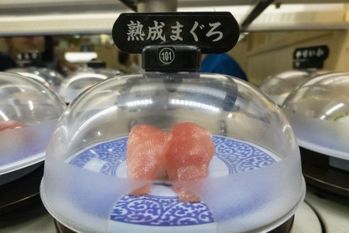 大手回転寿司チェーン4社の株主優待「配当＋優待利回り」ランキング！くら寿司、スシロー…最もお得なのはどこ？