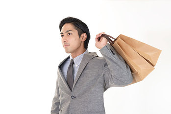 30％キャッシュバックが狙い目！クレカ系列のショップで買い物して還元率をプラスしている50代男性のポイ活生活