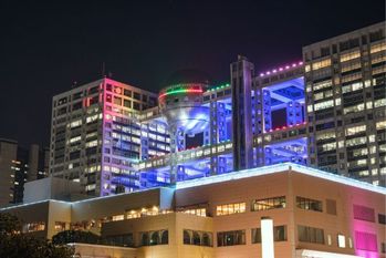 フジテレビvsテレビ朝日 年収が高いのはどっち？今後のテレビ業界の行く末は...