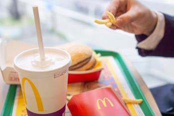 マクドナルドで得する支払方法は？クレジットカードがあれば7％還元も