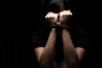 五輪金メダルの英陸上選手、人身売買で渡英からの義母の虐待