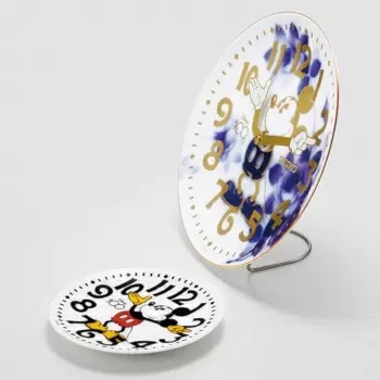 銀座・和光の時計塔がミッキーマウスデザインに！ ディズニー創立100周年の絵皿時計を数量限定で