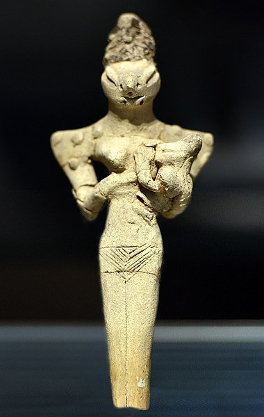 7000年前のメソポタミア先史文化の遺跡で発見された「リザードマン像」の謎