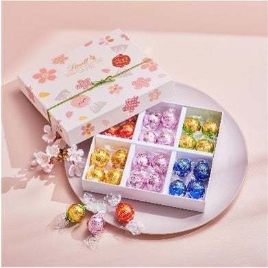 さくらの優雅でやさしい香りを楽しめる、日本発のリンドール「さくら&クリーム」が2月15日(木)から季節限定で登場!