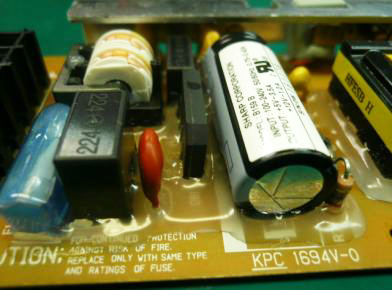 グルーガンの使い方を基本から応用まで解説！コツや注意点､片付け方も