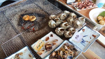 海の透明度がハンパない！笹川流れで遊覧船観光とグルメを楽しもう！