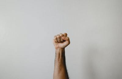 男らしいとは?女性が男らしさを感じる外見・内面を徹底解説!