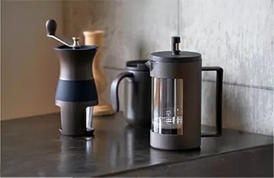 コーヒーかすを再利用したコーヒー器具やランチ雑貨「SUS coffee」オンライン販売開始！