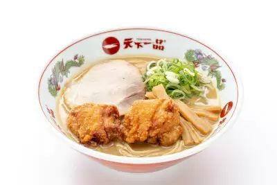 天下一品、ラーメンと唐揚げの夢の共演　新作「こってり唐揚げラーメン」誕生