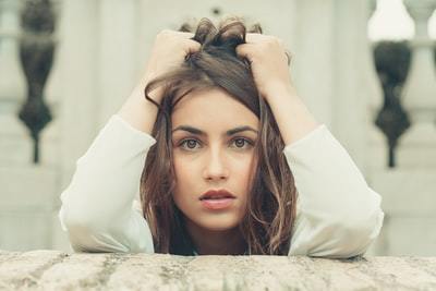 共感性羞恥心とは？共感生羞恥心を感じやすい人の特徴や克服方法を解説！