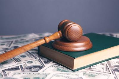 即日退職は違法なの?すぐに辞められる条件や注意点・退職までの流れを解説!