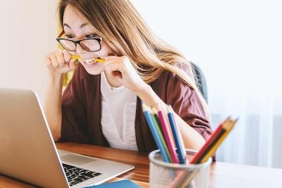 部屋が汚いと精神状態もマイナスに！イライラする理由や汚部屋脱出方法を解説！