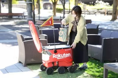 楽天、自動配送ロボットを活用した配送サービス、つくば市内のスタバ・スーパー対象に