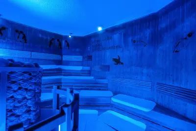 海の生き物が感じる暑さをサウナで体感、「両国湯屋 江戸遊」で開催中