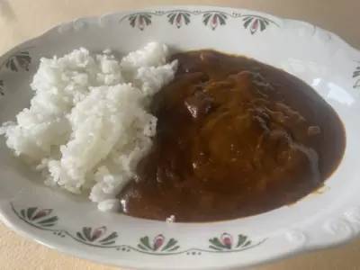 「ごめんなさいカレーの日」を記念、コンビニカレーの怒り抑制力を検証してみた！