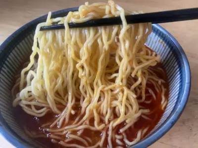 第20回は特別編「激辛王防衛戦その1」　ご当地インスタントラーメン食べ比べ！