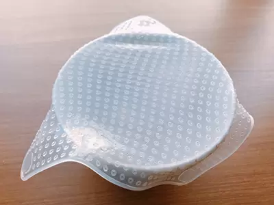 3COINSのシリコーンラップは本当に万能？　どんな容器にも使えるのか検証してみた