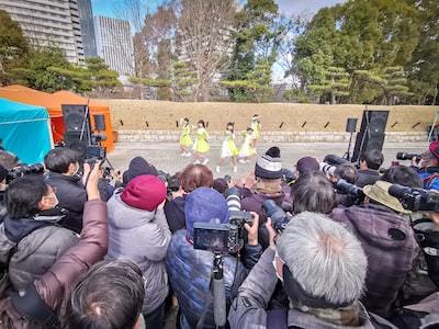 メルカリで一瞬で売れるものって何?!意外に売れる物や高く売るコツもご紹介！