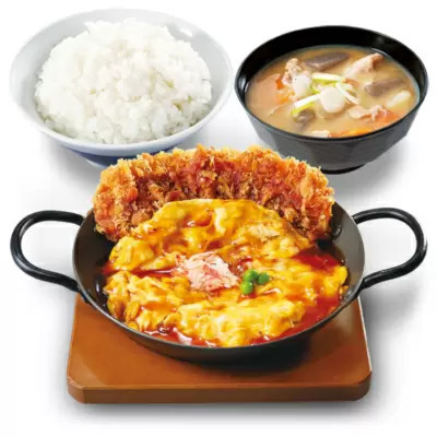 ふわとろ&サクサク、かつやの「天津飯チキンカツ」