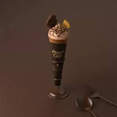 「ジェラート ピケ カフェ」からリッチなチョコレートのクレープ2種