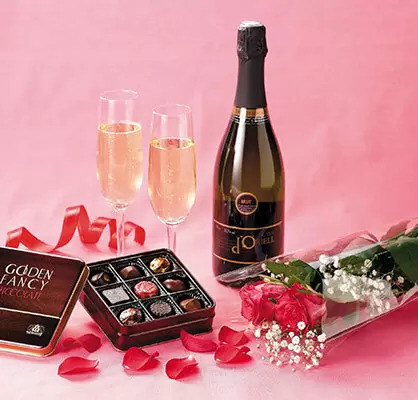 男性から女性に花束を贈るとお得な「ハッピーフラワーバレンタインキャンペーン」