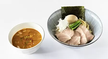 神奈川・海老名市でラーメン1杯500円！　「麺処ぐり虎 海老名店」の改装オープンで