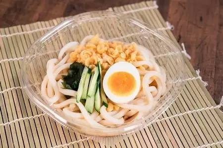 ファミマが冷し麺を「全麺一新」！ さっぽろ純連な登場