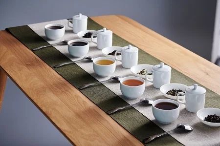 Gong cha史上、期間限定商品として最大ヒット「いちご杏仁 ミルクティー＆フローズン」発売からわずか1週間で、120,000杯突破！
