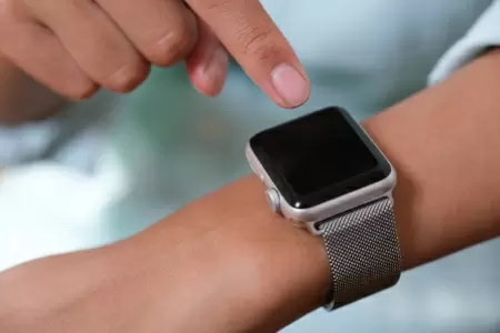 おすすめのスマートウォッチを選び方と一緒に一挙紹介！　Pixel WatchやApple Watchなどイチ押しモデルを解説